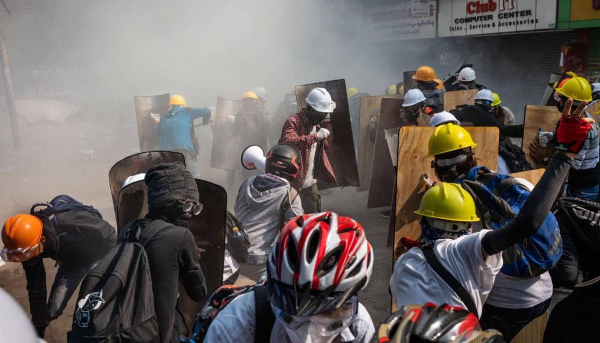 Manifestantes Myanmar